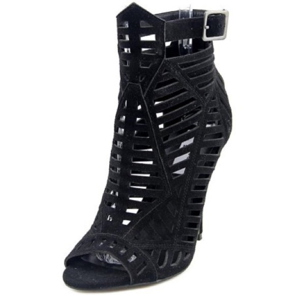 Heels booties